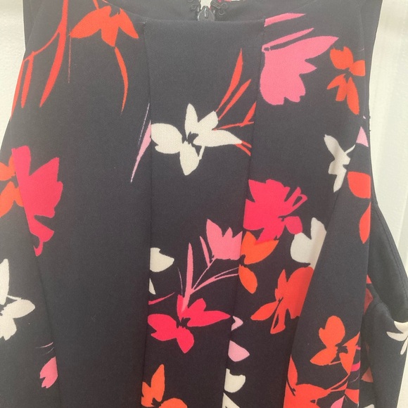 Vince Camuto Dress - Picture 5 of 8